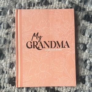 🆕 Peach 'My Grandma' Memory Book. Brand NWT!!💥💥
